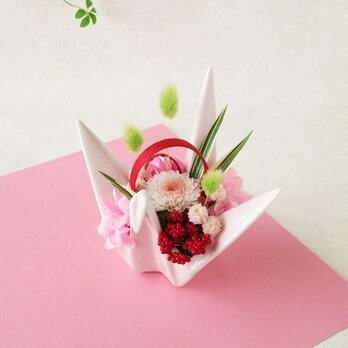 折り鶴アレンジメント2（花器ピンク）【プリザーブドフラワー】【和風アレンジメント　お祝い　ギフト　】の画像