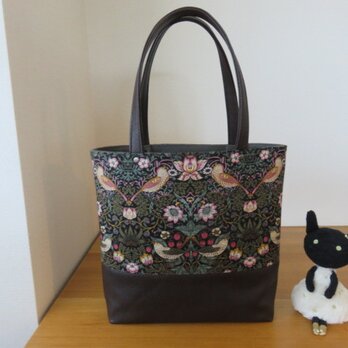 モリス　イチゴ泥棒（ブラウン）ちょっと大きめトートバッグ