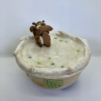 陶ハコ「くいしんぼうリス」