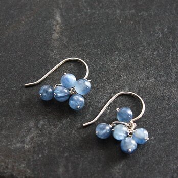 再出品：No. 838 カイヤナイトのピアス