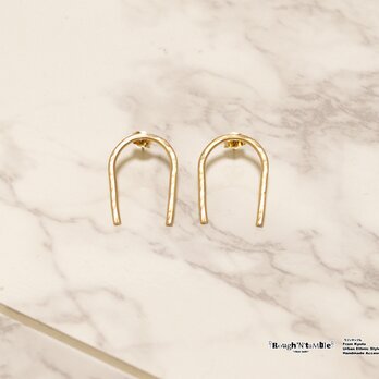 U pierce goldの画像