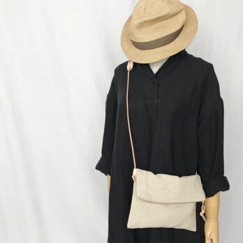 肩が痛くならないサコッシュ（リネン・アイボリー）
