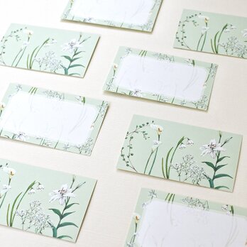 白い花たちのメッセージカードの画像