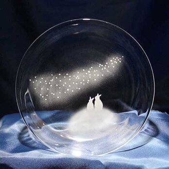 【青い天の川へ】うさぎモチーフのガラス小皿 ★名入れ加工対応品（有料）の画像