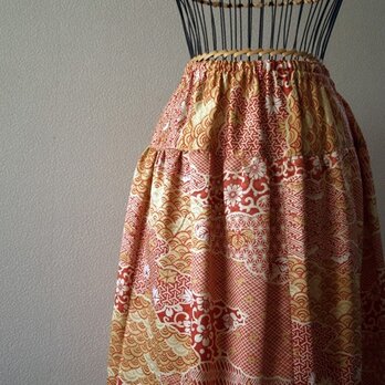 着物リメイク：絹のギャザースカートの画像