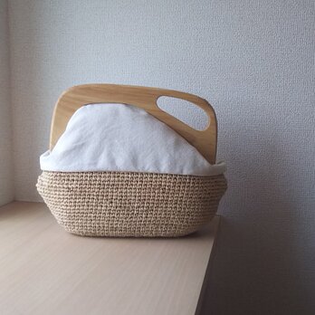 マダガスカル産ラフィアとヴィンテージ帆布の木工口金デザインバッグ（white）の画像