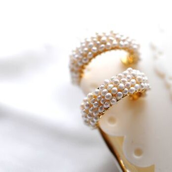 　淡水真珠フーブイヤリング　の画像