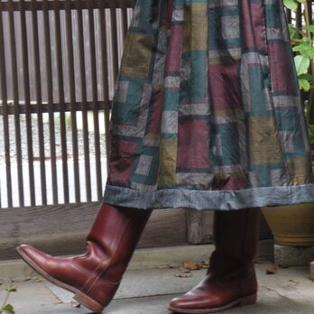 着物リメイク☆しっく！凝った織りの大島紬で大人のスカート74㎝丈の画像