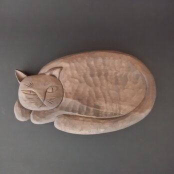 菓子皿　睨み猫　『それでも　食べられますか？！』木彫りの画像