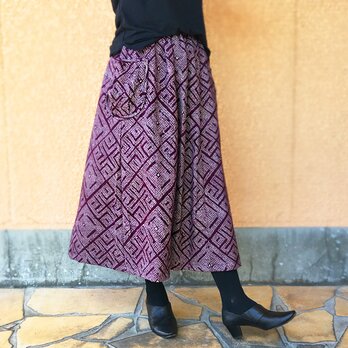 きものリメイクロングスカート、紫総絞り、オールシーズンの画像