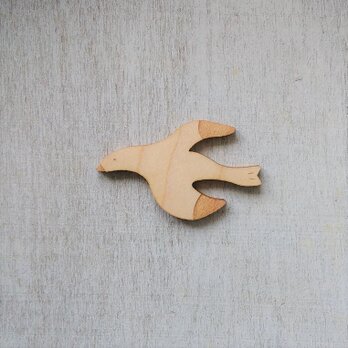 空のかもめ・メイプルのブローチ