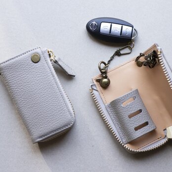 マットシュリンクレザーで作ったスマートキーケース　グレージュ　スマートキー収納可能apo-11ss
