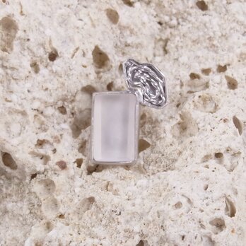 氷の塔に銀の雲－Ｂ