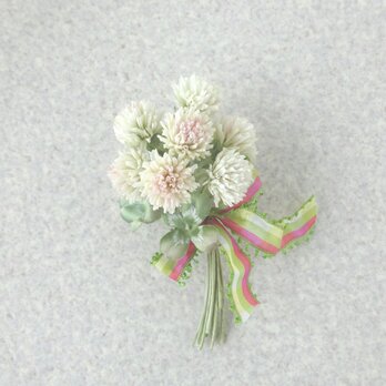 シロツメ草 クローバーの花束 * コットン製 * コサージュの画像