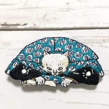 手刺繍浮世絵ブローチ＊歌川国芳「流行猫の狂言づくし」の口上猫の画像