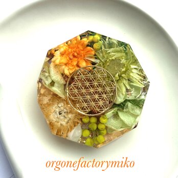 ☆コースター型　ケオン　六芒星　フラワーオブライフ　幸運メモリーオイル入り　幸運　金運　浄化　オルゴナイトの画像