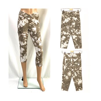 ❤SALE50％OFF❤１サイズでS～Lサイズの方対応！オールシーズン◎穿いている感じがしない美脚快適レギンスショート丈パンツの画像
