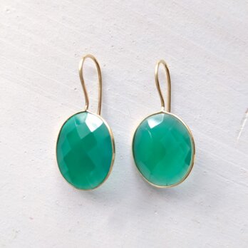 グリーンオニキスピアス