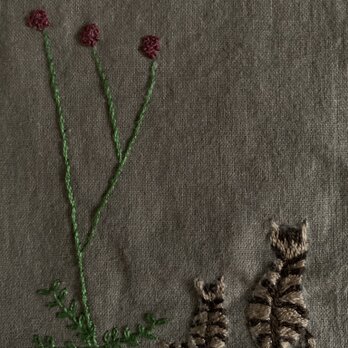 綿麻 ワイドパンツ キジトラ猫とワレモコウの画像
