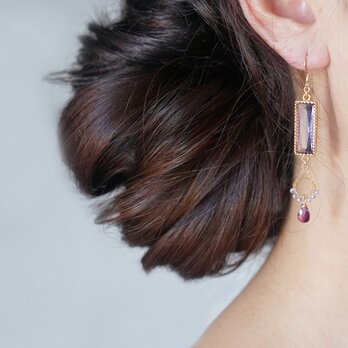 【14KGF】Rhodorite Garnet,Rectangle Glass Earringsの画像