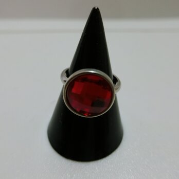 華やかルージュ桐谷さんのスパイシーなモード指輪の画像