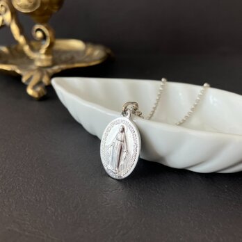 [フランス奇跡のメダイ] necklace - white agateの画像
