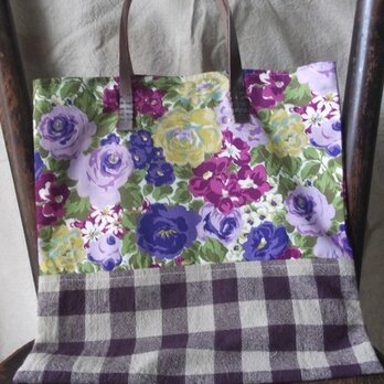 花柄のペタンコトートバッグ