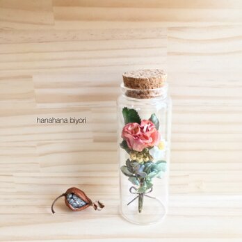 《送料無料》バラのミニミニブーケの小瓶 ※ラッピングは別途購入をお願いしますの画像