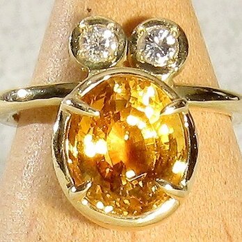 ダイヤモンドとシトリン、K18イエローゴールドの指輪（リング：9号、シトリン:約3.0ct、ダイヤ：合計約0.1ct）の画像
