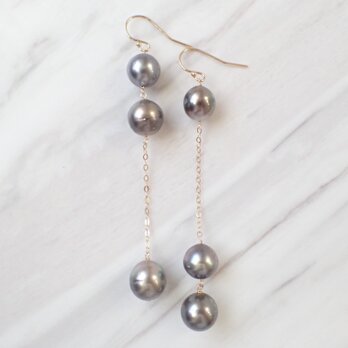 K14GF brown gray color triple tahitian pearl long pierceの画像