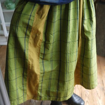 黄緑チェック紬と辛子正絹からスカートの画像