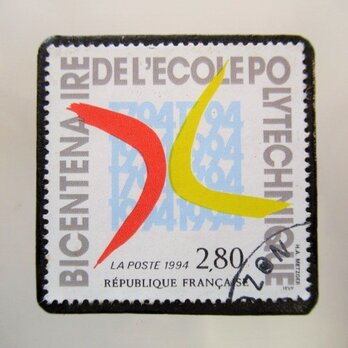 ★★アップサイクル　フランス切手ブローチ5455