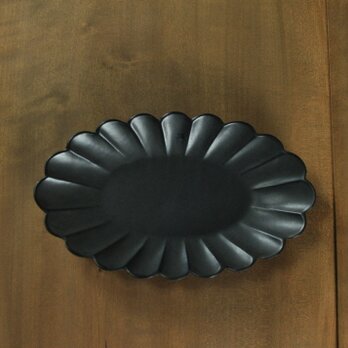 輪花楕円8.5寸鉢／チャコールの画像