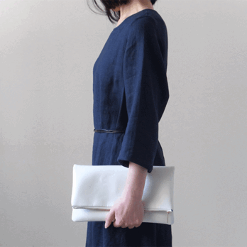 大人のシックな装いに - Clutch Bag - 白 - ：カレン クオイルの画像