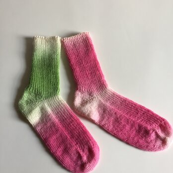 手編み靴下【ザウバー・ボール 2079】の画像