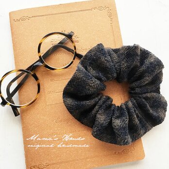 ⭐️3点売れました⭐️《チャコールグレー ベージュ》おしゃれな  チェック ガーゼウール 秋 冬 シュシュ ヘアゴム