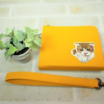 ❣❣＊＊在庫処分品＊＊❣❣　猫の刺繍ワッペン　Ｌ型ファスナーミニ財布（同生地持ち手付）の画像