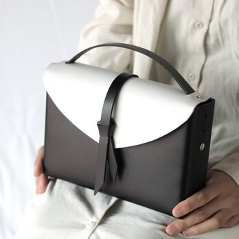 2way レザーボックスバッグ スリム #黒ｘ白/ box bag slim #black x whiteの画像