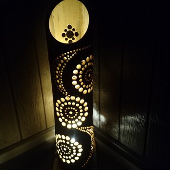 竹のランプシェード花火ウエーブ２の画像