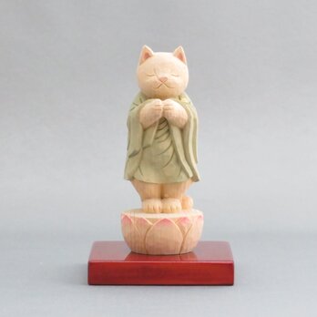 木彫り　立ち袈裟を着た合掌猫　猫仏1931の画像