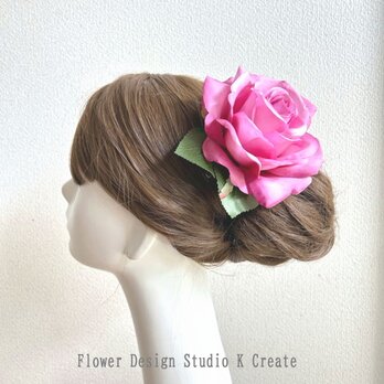 フラメンコ・フローレス・発表会に♡大輪のローズピンクの薔薇のヘッドドレス   ピンク　薔薇　バラ　髪飾り　発表会　成人式　袴の画像