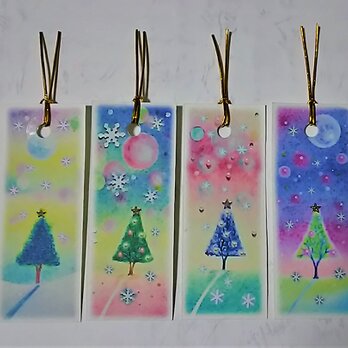 4種のクリスマスツリーの栞(しおり)　パステルアートのブックマークの画像