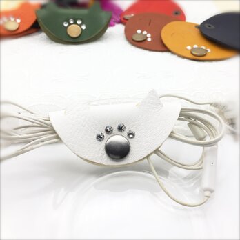 猫耳と肉球が可愛い♪本革コードホルダー（ホワイト・イタリアンレザー）の画像