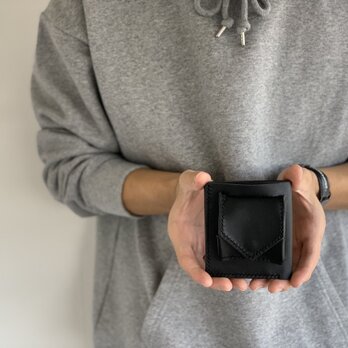 コンパクトに高機能に minimal wallet black