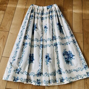 【大SALE】ブルーパネル花柄スカートの画像