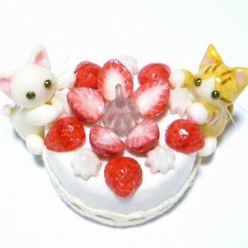 にゃんこのしっぽ○いちごのキャンドルケーキ○スイーツデコ○猫3の画像