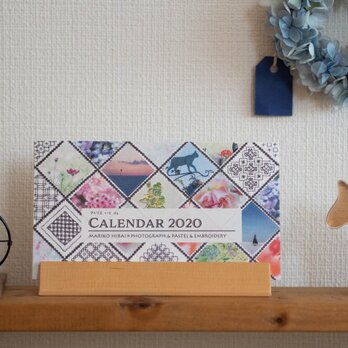 スタンド付き活版印刷カレンダー2020＊Mariko Hirai ＊ Photo＆Pastel&刺繍の画像