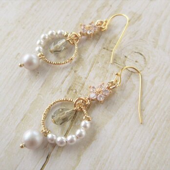 SALE　　金具変更OK　Pierces or Earrings　パール　ラインストーン（P0911）の画像