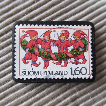 アップサイクル　フィンランド　クリスマス切手ブローチ5743の画像