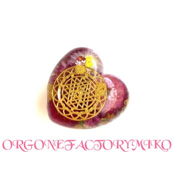 ♡物質面・精神面でも豊かな富をもたらすシュリヤントラ　ケオン　恋愛　バラ色の人生　ポジティブ　ハート型　オルゴナイトの画像
